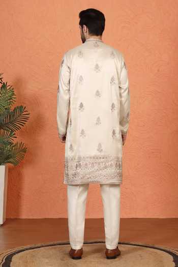 Aham-Vayam Embroidered Cotton Kurta & Pant Set 
