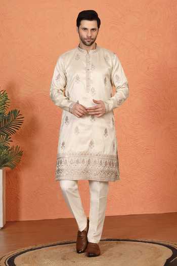 Aham-Vayam Embroidered Cotton Kurta & Pant Set 
