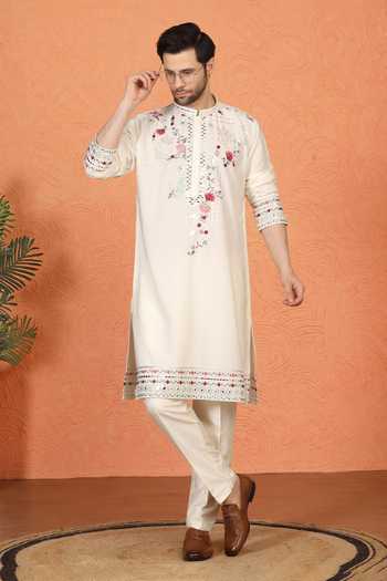 Shop Aham-Vayam Off White Silk, Cotton Floral Embroidered Kurta And Pant Set Shop_Aham-Vayam_Off White Silk, Cotton Floral Embroidered Kurta And Pant Set