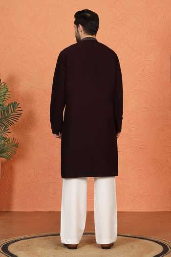 Aham-Vayam Embroidered Cotton Kurta & Pant Set 