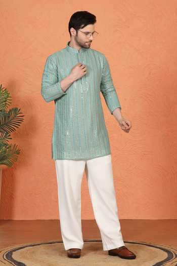 Shop Aham-Vayam Green Cotton Embroidered Kurta And Pant Set Shop_Aham-Vayam_Green Cotton Embroidered Kurta And Pant Set