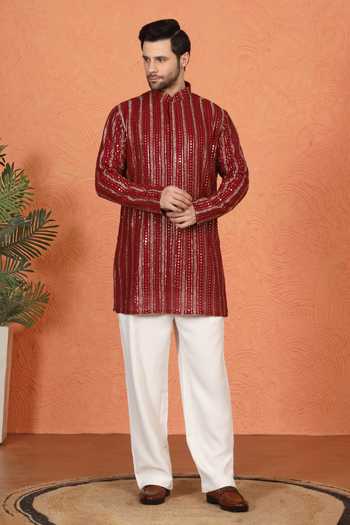 Aham-Vayam Embroidered Cotton Kurta & Pant Set 