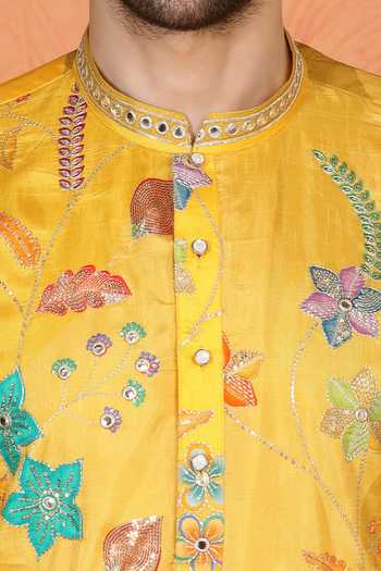 Shop_Aham-Vayam_Yellow Cotton Printed Kurta And Pant Set 
