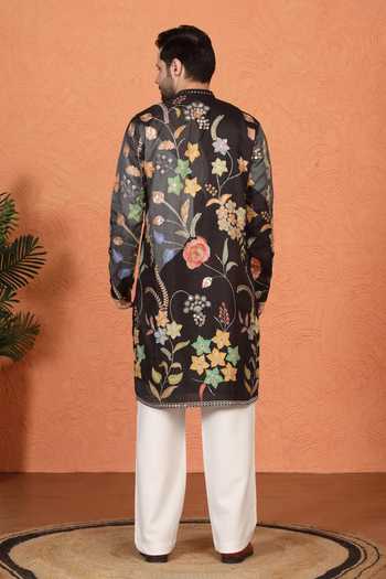 Aham-Vayam Embroidered Cotton Kurta & Pant Set 
