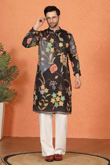 Aham-Vayam Embroidered Cotton Kurta & Pant Set 