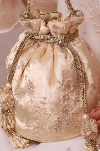 Buy_Amyra_Off White Sequins, Beads, Pearls, Tassels Suki Velvet Embroidered Potli 