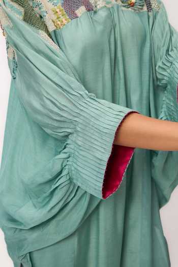 Ruchi Marodia_Green Silk, Muslin Round Neck, Yes Shami Whisper Embroidered Kurta And Pant Set _Online_at_Aza_Fashions