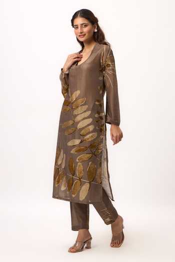 Buy_Ruchi Marodia_Brown Chanderi V-neck, Yes Watercolor Print Kurta Set _Online_at_Aza_Fashions