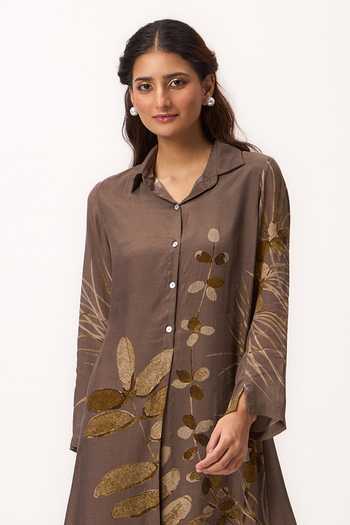 Buy_Ruchi Marodia_Brown Chanderi Collared, Button-down Neck Watercolour Shami Print Dress _Online_at_Aza_Fashions