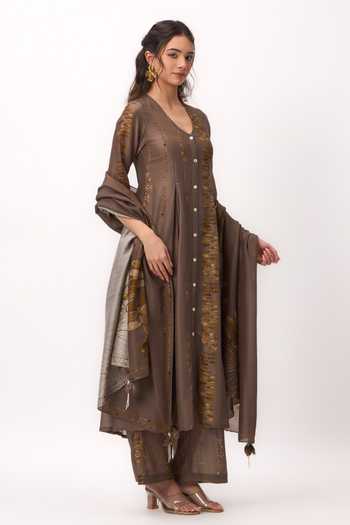 Buy_Ruchi Marodia_Brown Chanderi V-neck, Yes Printed Kurta Set _Online_at_Aza_Fashions