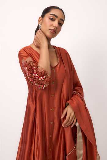 Shop_Ruchi Marodia_Orange Chanderi V-neck Shami Whisper Panelled Kurta Set _Online_at_Aza_Fashions
