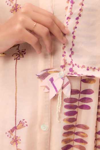 Ruchi Marodia_Pink Chanderi V-neck Watercolor Stripe Print Kurta Set _Online_at_Aza_Fashions