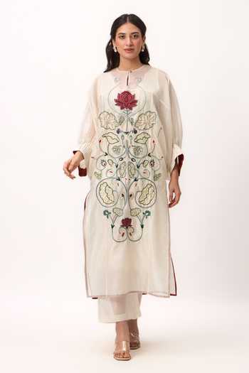 Shop_Ruchi Marodia_Off White Chanderi Round Neck, Yes Lotus Jaal Kurta And Pant Set _Online_at_Aza_Fashions