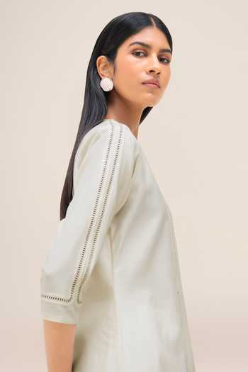 Shop_Ampm_Ivory Chanderi Notched Neck Aranya Kurta Palazzo Set 