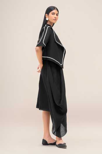 Shop Ampm Black Linen Open Neck Finch Oversized Lapel Jacket Online at Aza Fashions Shop_Ampm_Black Linen Open Neck Finch Oversized Lapel Jacket _Online_at_Aza_Fashions