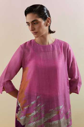 Buy Clos Pink Silk, Linen, Cotton Round Neck Gliss Print Kurta And Pant Set Online at Aza Fashions Buy_Clos_Pink Silk, Linen, Cotton Round Neck Gliss Print Kurta And Pant Set _Online_at_Aza_Fashions