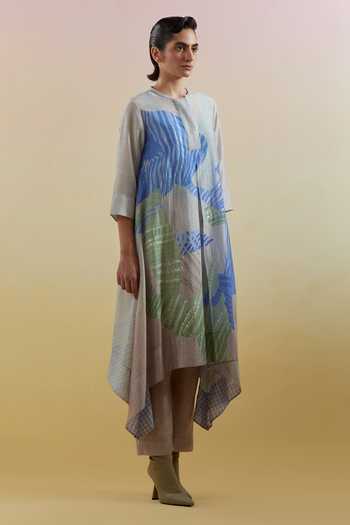 Shop_Clos_Blue Silk, Linen, Cotton Mandarin Collar Zaron Print Kurta Set _Online_at_Aza_Fashions