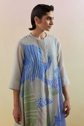 Clos_Blue Silk, Linen, Cotton Mandarin Collar Zaron Print Kurta Set _at_Aza_Fashions