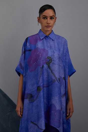 Shop Clos Cobalt Silk, Dupion Collared Vineyard Print Kaftan With Pant Online at Aza Fashions Shop_Clos_Cobalt Silk, Dupion Collared Vineyard Print Kaftan With Pant _Online_at_Aza_Fashions