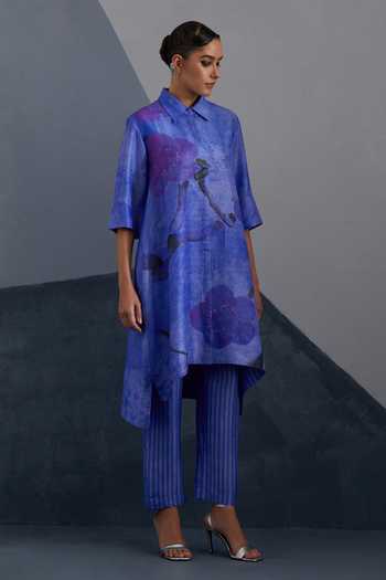 Clos_Cobalt Silk, Dupion Collared Vineyard Blue Kurta And Pant Set _Online_at_Aza_Fashions