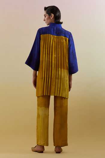 Clos Omen Printed Shirt & Pant Set 