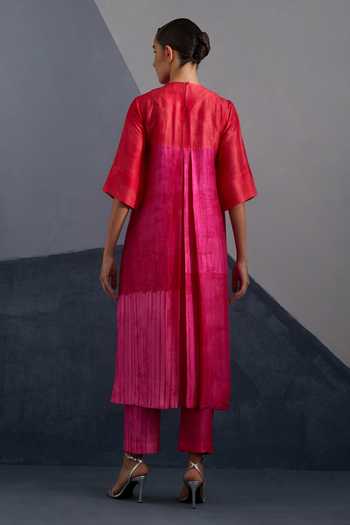 Clos Omen Printed Kurta & Pant Set 