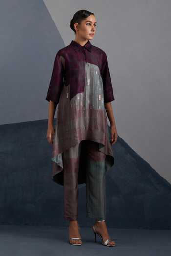 Clos_Green Silk, Dupion Collared Omen Print Kurta And Pant Set _Online_at_Aza_Fashions