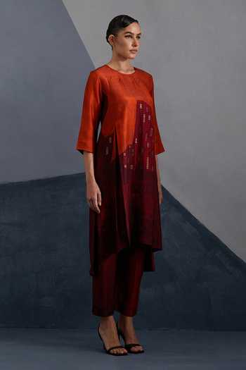 Clos_Orange Dupion, Silk Round Neck, Yes Omen Print Kurta And Pant Set _at_Aza_Fashions