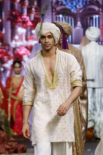 Shop_Itrh_Ivory Silk, Brocade, Crepe Shehzaad Floral Pattern Kurta Set _Online_at_Aza_Fashions