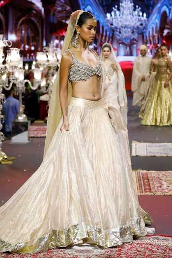 Itrh Noor-E-Zar Tissue Lehenga Set 