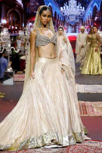 Buy_Itrh_Gold Tissue Plunge Neck Noor-e-zar Lehenga Set _Online_at_Aza_Fashions