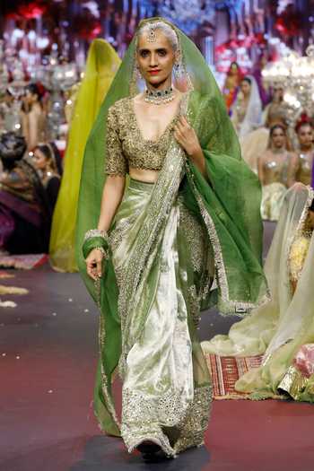 Itrh Zarika Noor Saree Set 