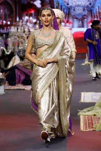Itrh Gulnoor Tissue Saree Set With Dupatta 