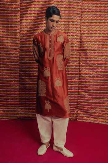 Label Earthen Swaroop Thread Work Kurta Set 