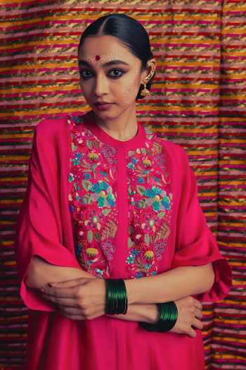 Shop_Label Earthen_Pink Organza Round Neck, Yes Gulposh Embroidered Kurta And Pant Set _Online_at_Aza_Fashions