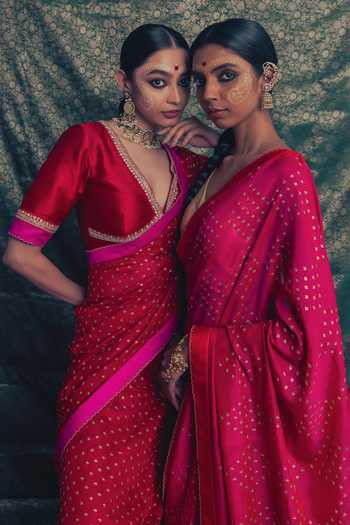 Label Earthen_Red Silk V-neck Laal Sitara Saree And Blouse Set _at_Aza_Fashions
