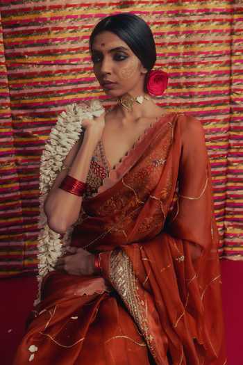 Buy_Label Earthen_Rust Organza, Tissue Roop Shringar Saree And Blouse Set _Online_at_Aza_Fashions