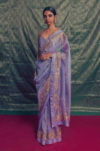 Label Earthen Lavanya Embroidered Saree With Blouse 