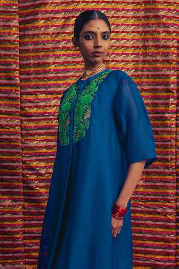 Label Earthen Gul Fiza Embroidered Organza Kurta & Pant Set 