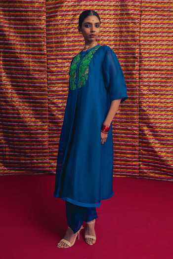 Label Earthen Gul Fiza Embroidered Organza Kurta & Pant Set 