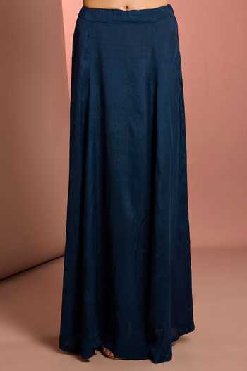Neha Khullar_Blue Chiffon, Viscose Halter Neck Floral Pattern Saree With Blouse _Online_at_Aza_Fashions