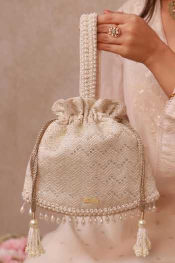 Buy_Amyra_Off White Embroidery, Pearls, Tassels, Metallic Thread Mayuri Potli 