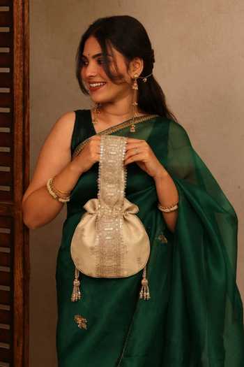 Amyra Arohi Embroidered Potli 