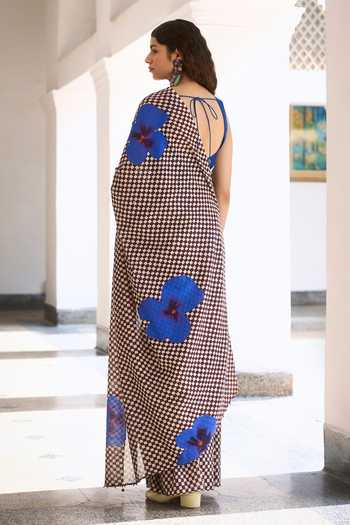 Dressfolk Checkered Pre-Draped Saree With Unstitched Blouse Piece 