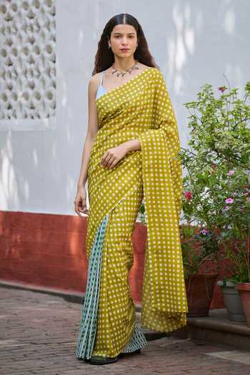 Dressfolk Checkered Pre-Draped Saree With Unstitched Blouse Piece 