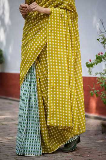 Shop_Dressfolk_Green Handloom Cotton Checkered Pre-draped Saree With Unstitched Blouse Piece _Online_at_Aza_Fashions