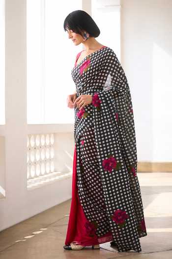 Dressfolk_Pink Handloom Cotton Checkered Saree With Unstitched Blouse Piece _Online_at_Aza_Fashions