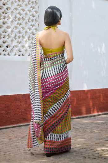 Dressfolk Checkered Saree & Unstitched Blouse Piece 