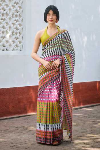 Dressfolk Checkered Saree & Unstitched Blouse Piece 