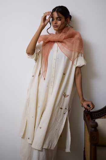 Rhua_White Handloom Cotton Round Neck Irin Kurta Palazzo Set _Online_at_Aza_Fashions